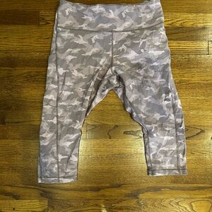 Athleta Pink and Gray Leggings with Camouflage Pattern and High-Rise Waistband